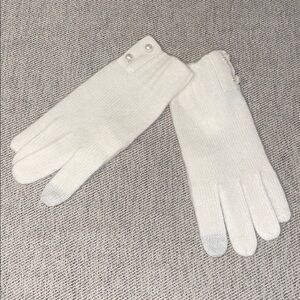 Phenix Cashmere White Gloves with Pearl Details NWT